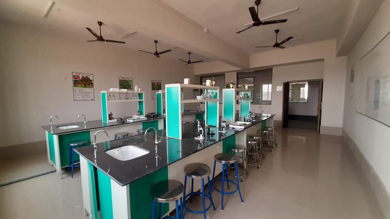 Dravyaguna Vidnyana Gallery Image 9